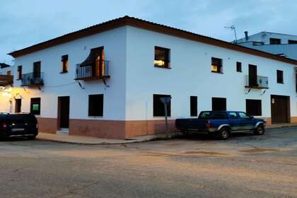 Kommercielle lokaler i Galaroza, Huelva. 