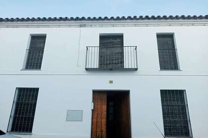 Townhouse for sale in Aracena, Huelva. 